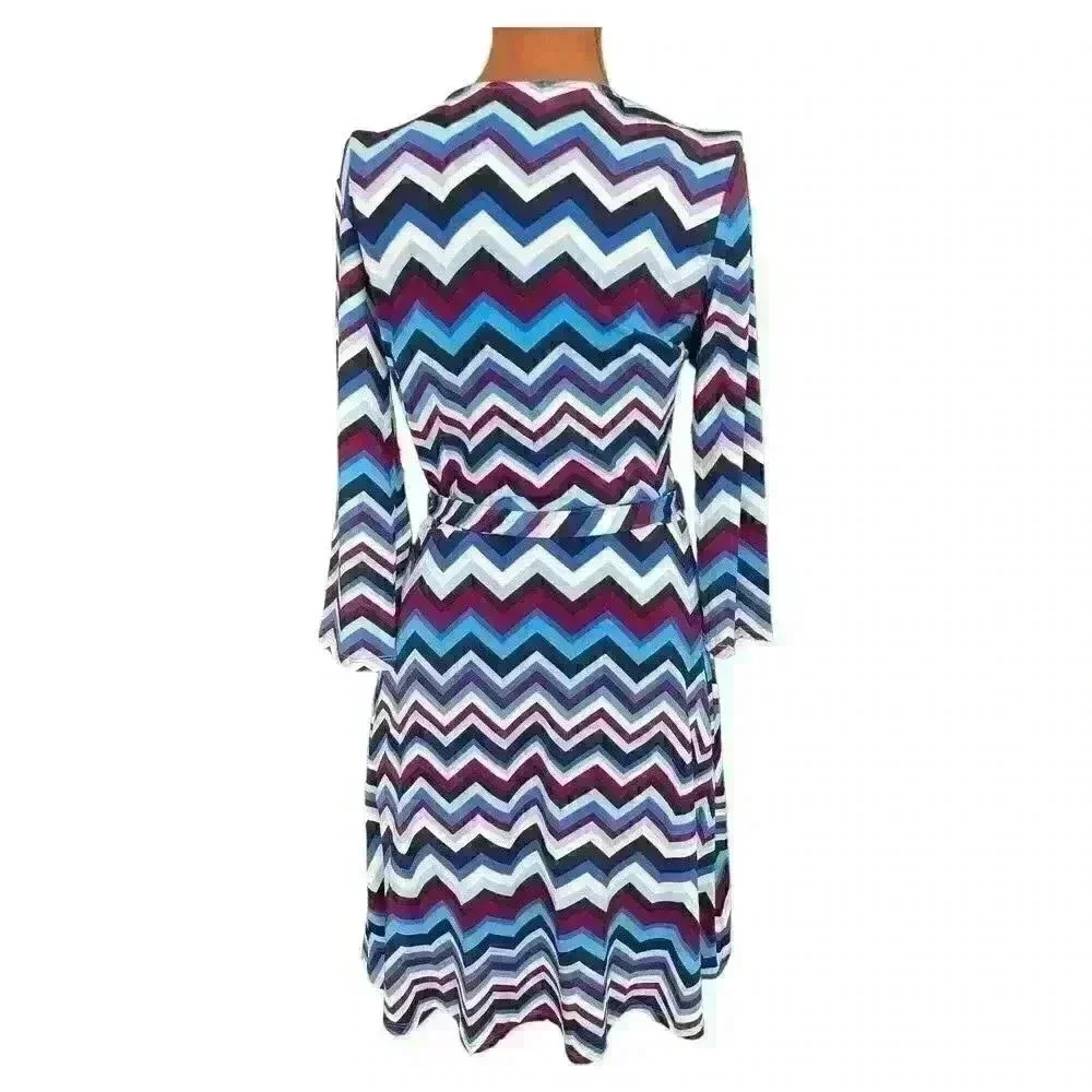 Leota Sz S Petite Perfect Wrap Dress Knit Navy Print 3/4 Slv Work Comfy Casual - Picture 3 of 16